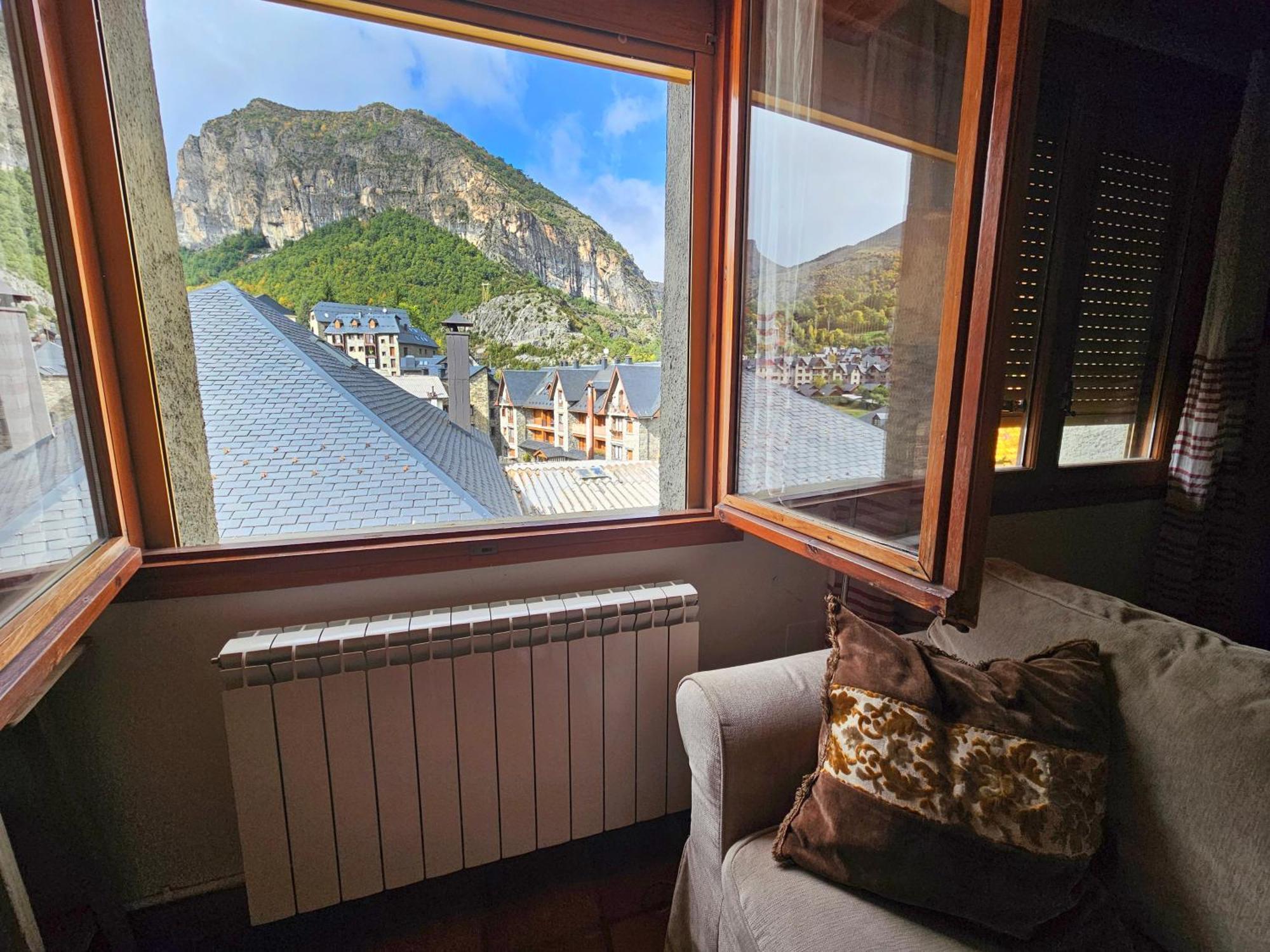 Apartamentos 3000 Escarrilla Exterior photo